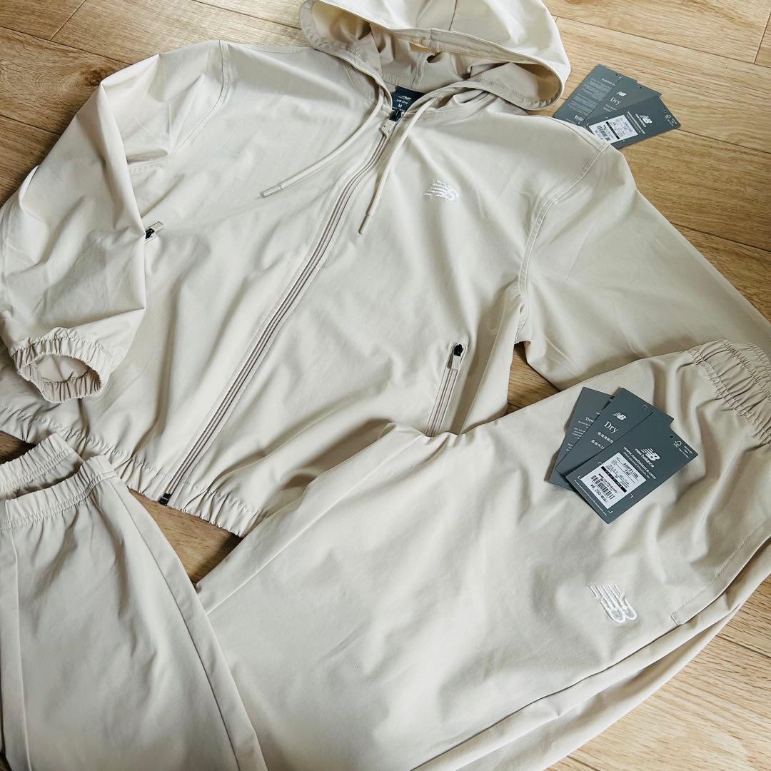 新品タグ付き New Balance ジャージ上下セットNBドライ　シャカシャカ