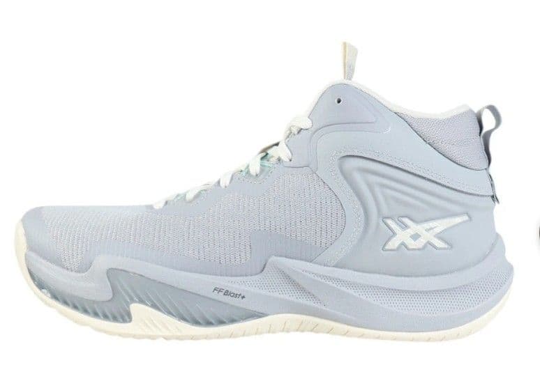 asicsバスケットボールシューズ