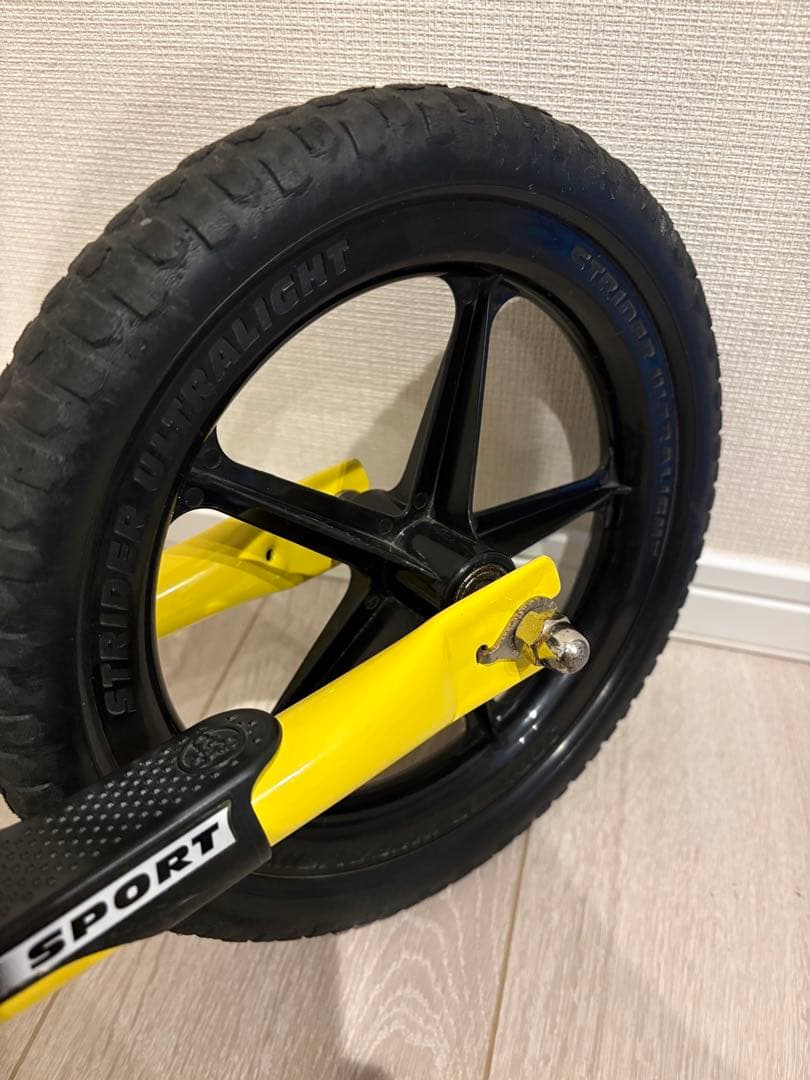 【人気色】STRIDER スポーツ 12インチ イエロー 日本正規品