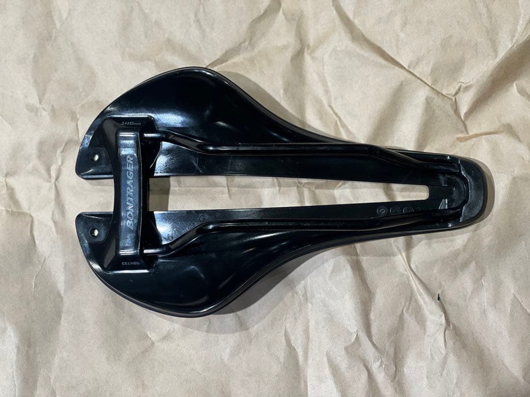 【美品】BONTRAGER アイオロスコンプ　サドル 145mm