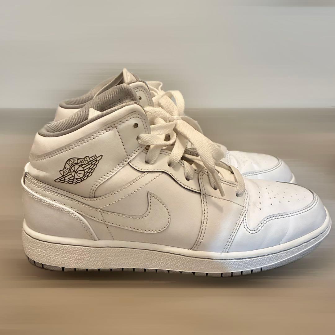 ナイキ NIKE エアジョーダン1 AIRJORDAN1 MID 白 24cm
