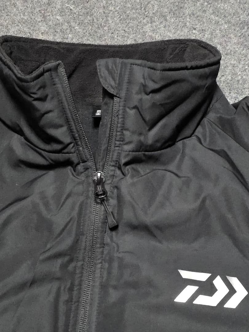 イ*タ様 DJ-34009 中綿入り防寒ジャケット ブラック 2XL　美品