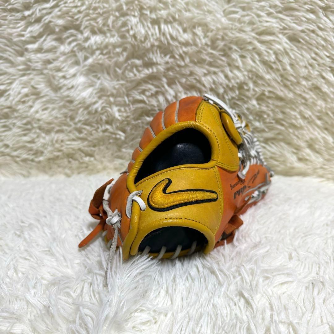 希少　NIKE 一般 外野手 グローブ　限定モデル ビタミンカラー