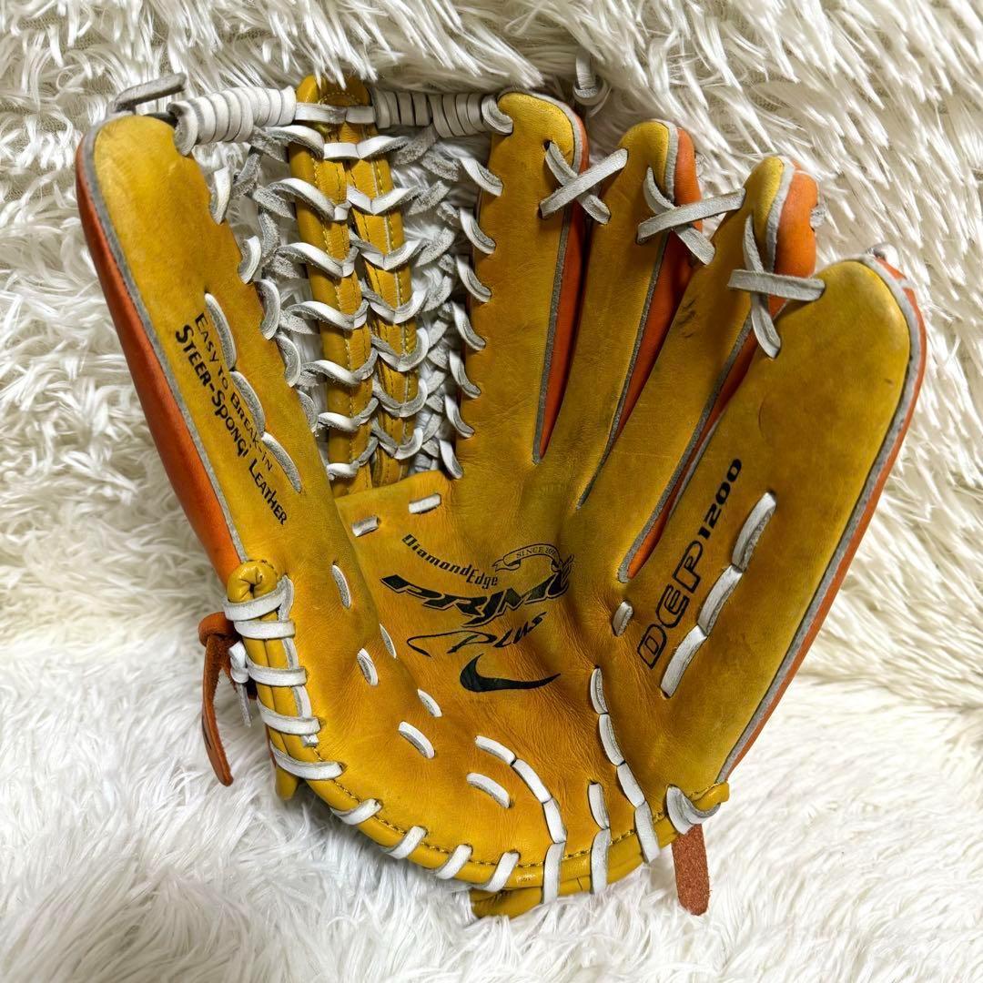 希少　NIKE 一般 外野手 グローブ　限定モデル ビタミンカラー