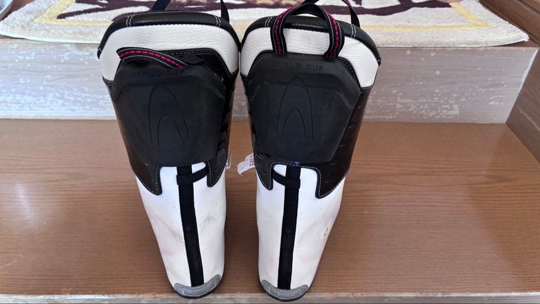 ロシニョール　ski スキー　ブーツ　デモ　130 24.5中古