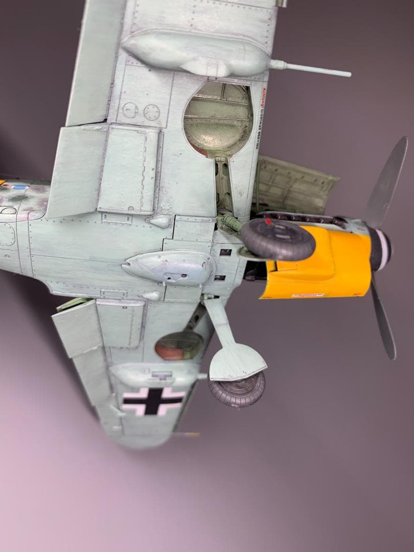タミヤ1/48 メッサーシュミット Bf109 G-6 塗装済み完成品