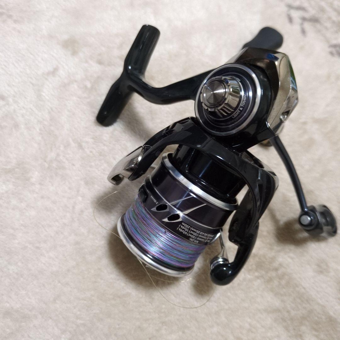 ス*〜様 TATULA FC LT2500SS-H-QD スピニングリール