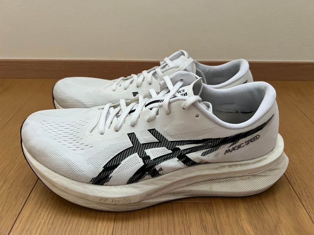 asics アシックスMAGIC SPEED 28cm