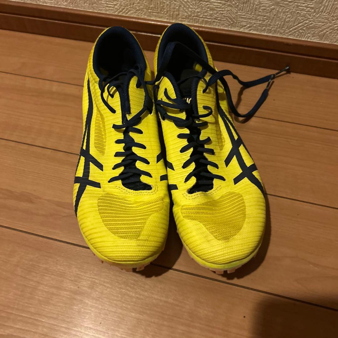ASICS スパイクシューズ イエロー/ネイビー