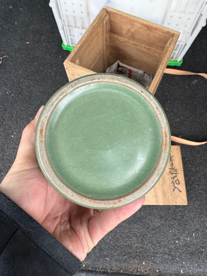 ‼️早速最後の値段‼️リサイクルFORT‼️4/4①‼️中国製の青磁色耳付き花瓶‼️保存箱