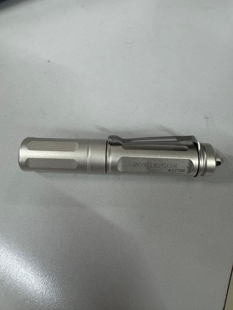 SUREFIRE シュアファイア TITAN PLUS 真鍮 TITAN-B