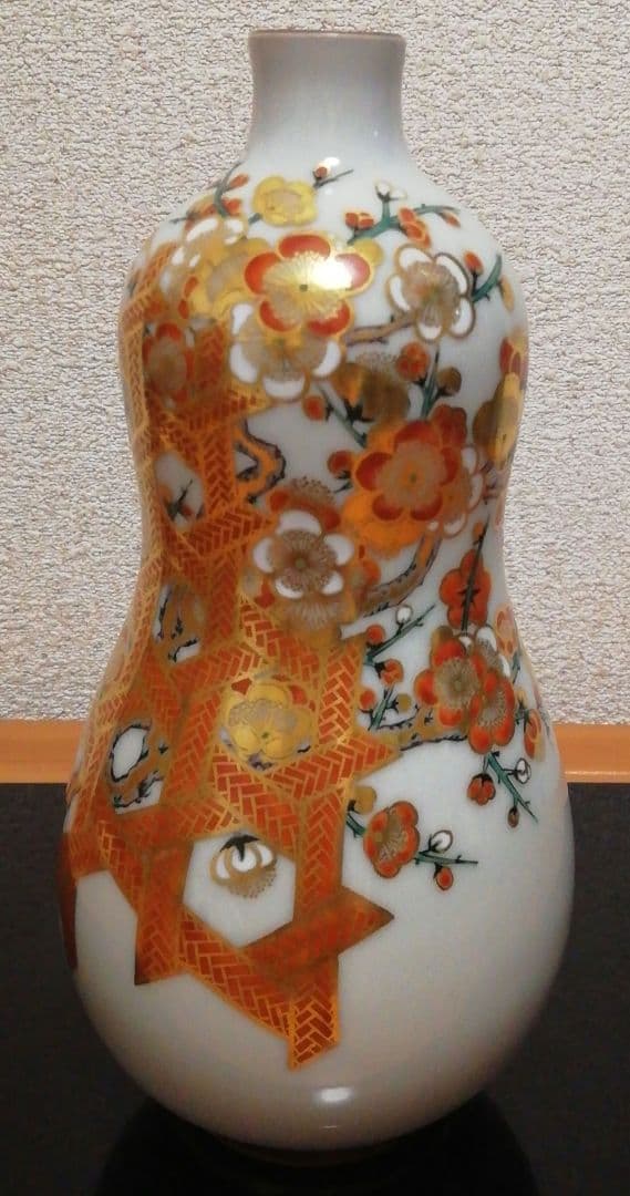 上出喜山作　九谷焼　極彩色　瓢型　梅絵文様　花入　共箱　共布　花瓶