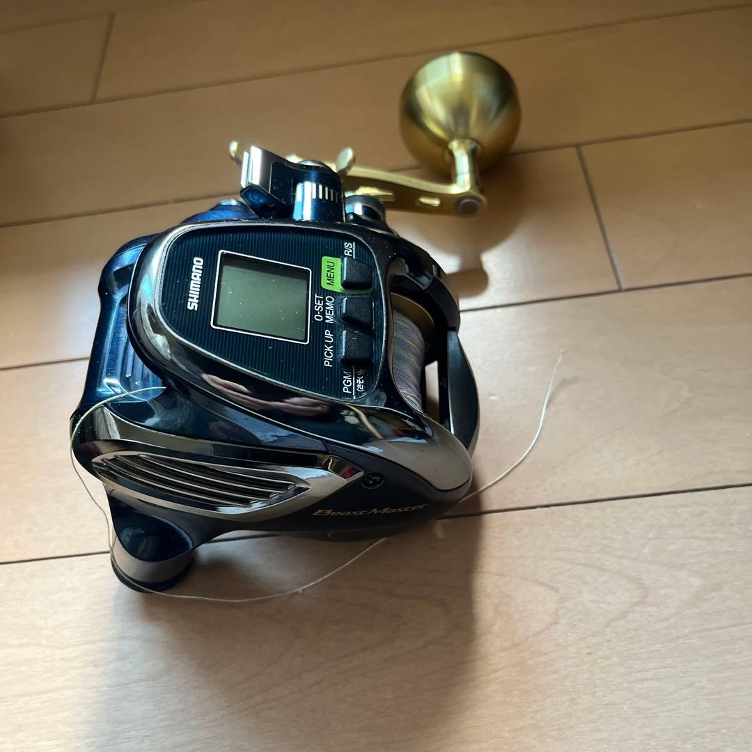 ジャンク品　SHIMANO BeastMaster 2000 電動リール