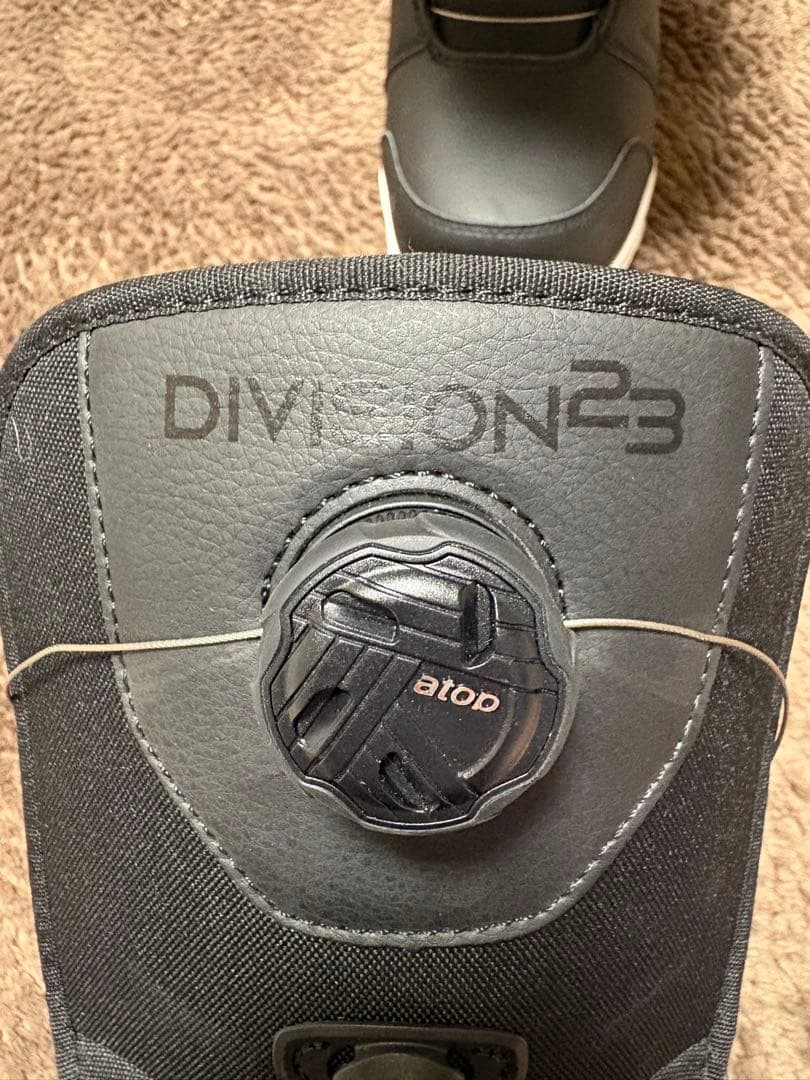 DIVISION 23 atop スノーボードブーツ ブラック