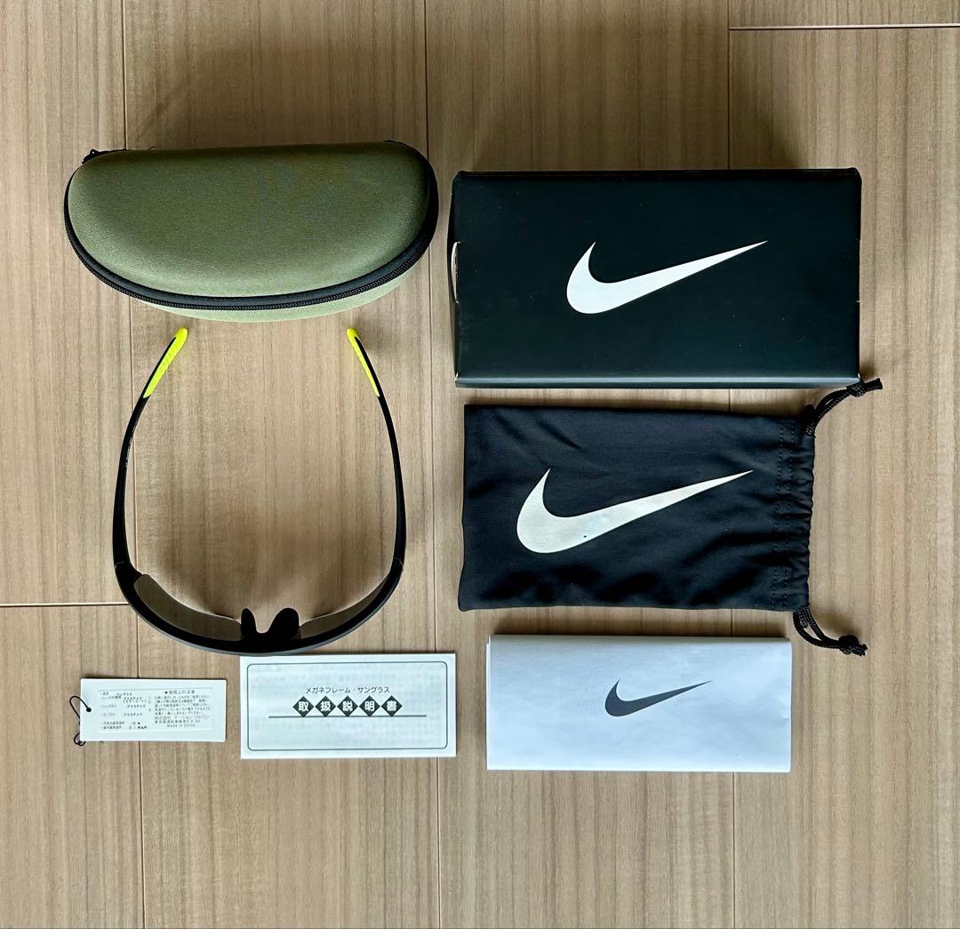 NIKE スポーツサングラス　ジュニア