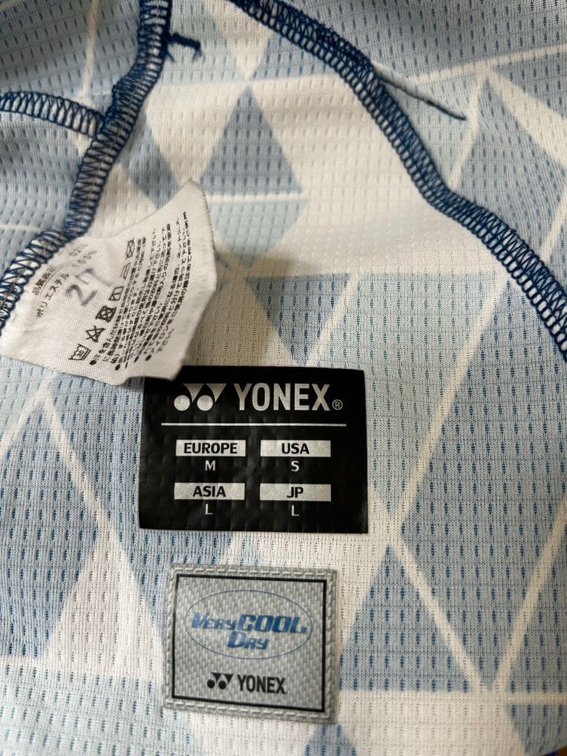 YONEX 幾何学模様 パンツ　ハーフパンツ