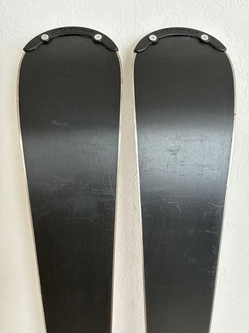 ノルディカ スキー板　144cm