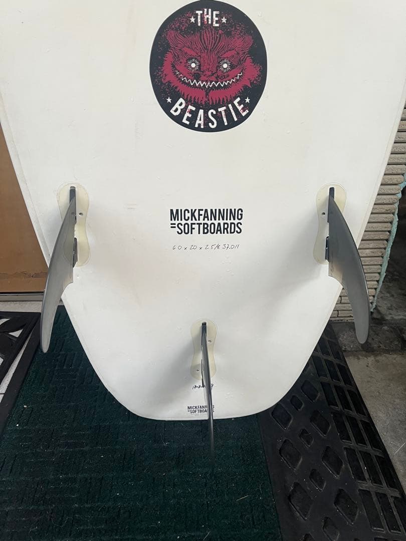 送料込　ミックファニング　ソフトボード　THE BEASTIE 6.0