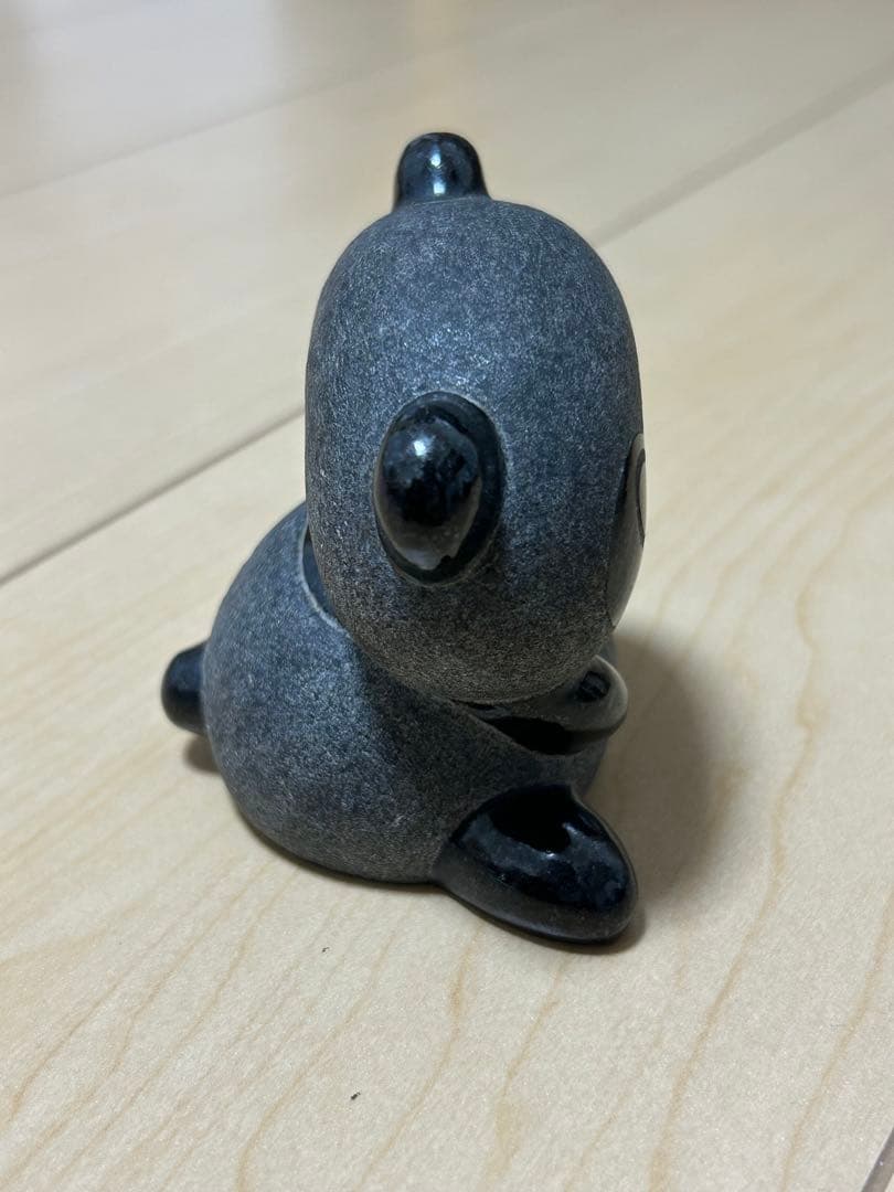 【レア】たれぱんだ　御影石　置物　石像　約7cm 希少