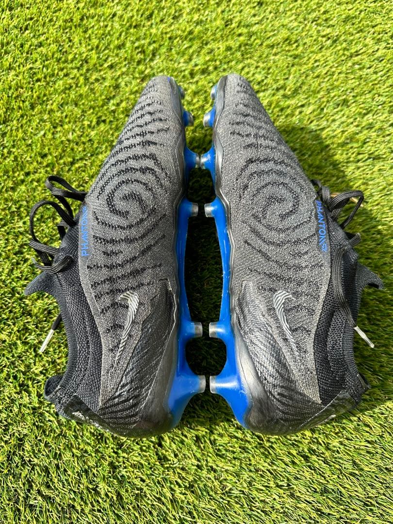 ナイキ NIKE ファントム GX エリート AG-PRO(ブラック×ブルー)