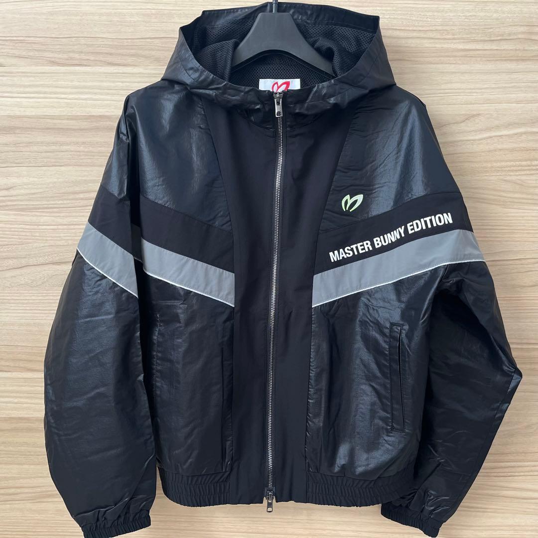 新品★39,600円 春ジャンパー マスターバニーエディション 黒パーカー 1