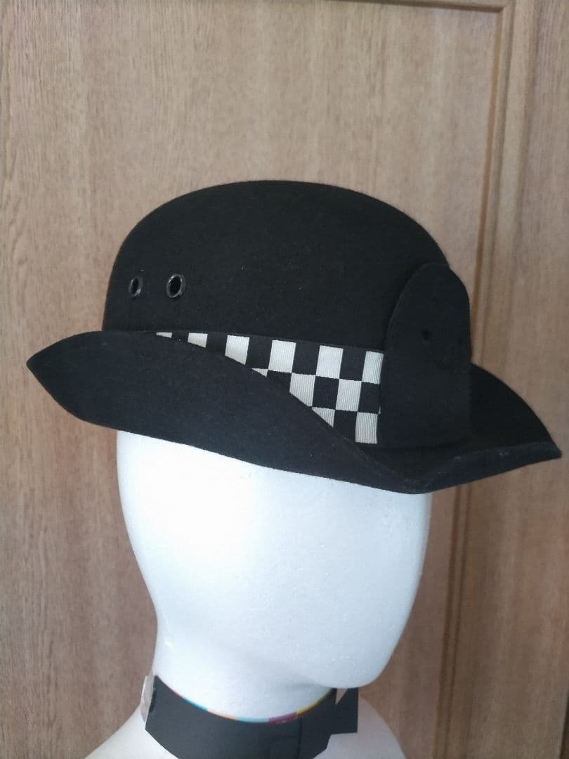 レア　イギリス警察　帽子　制服スラックス