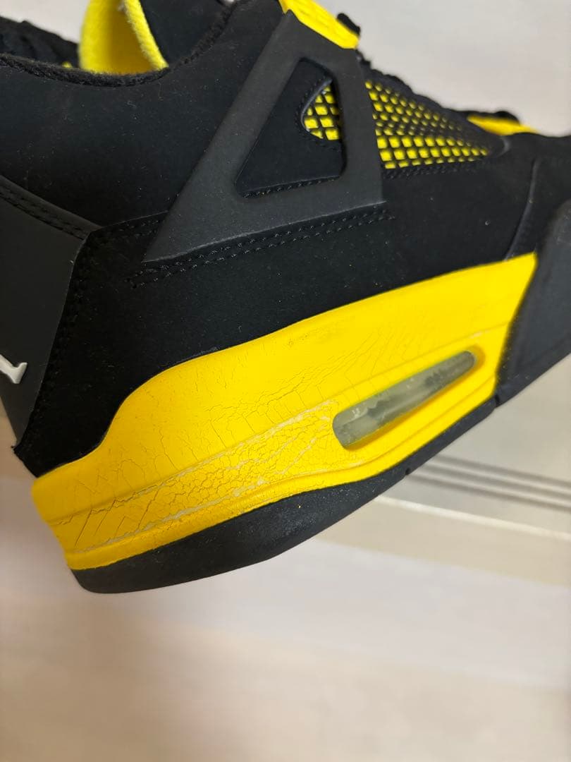 【こしろ】NIKE AIR JORDAN4 RETRO サンダー　箱あり