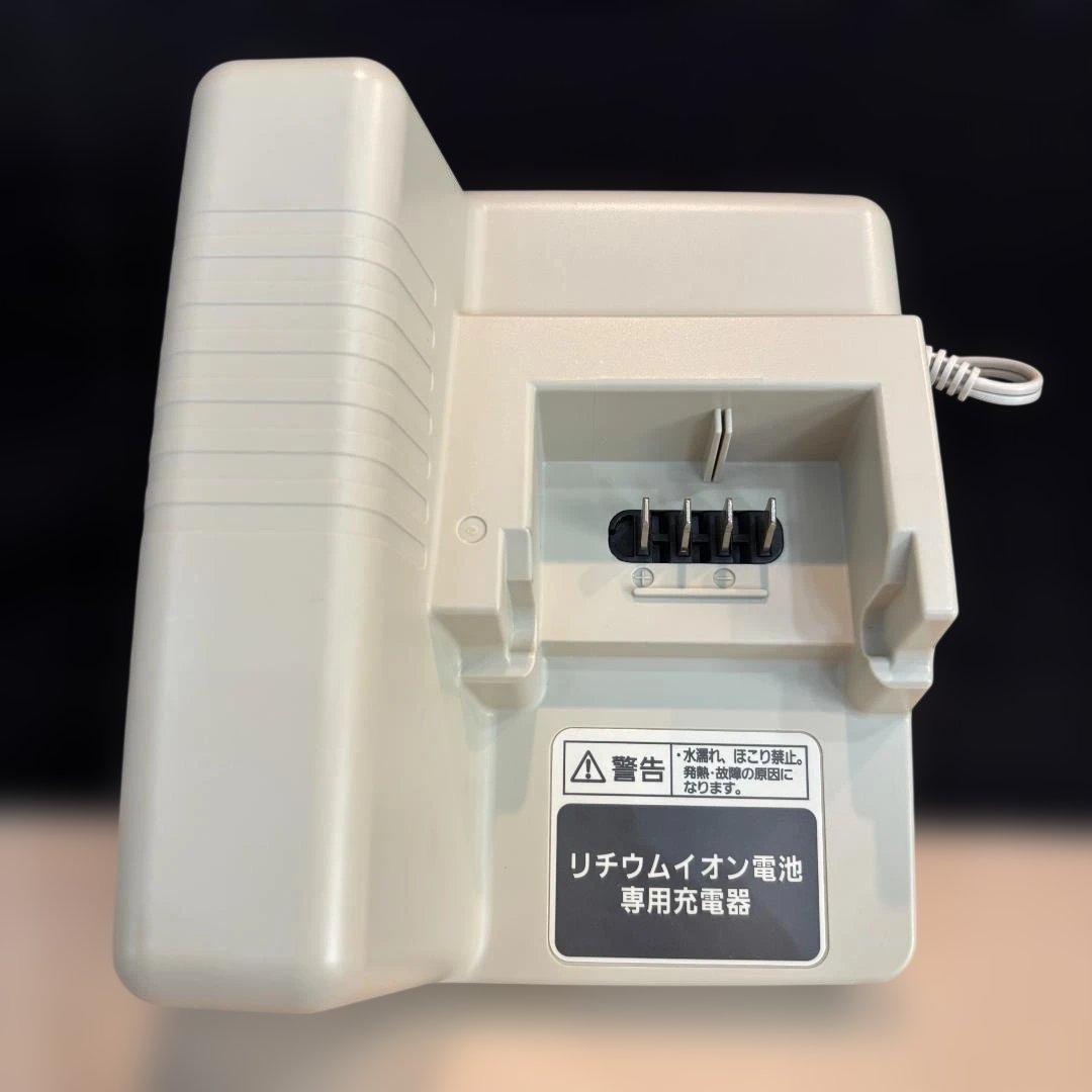 【美品】パナソニック 電動自転車用 バッテリー充電器 NKJ033B 箱付き