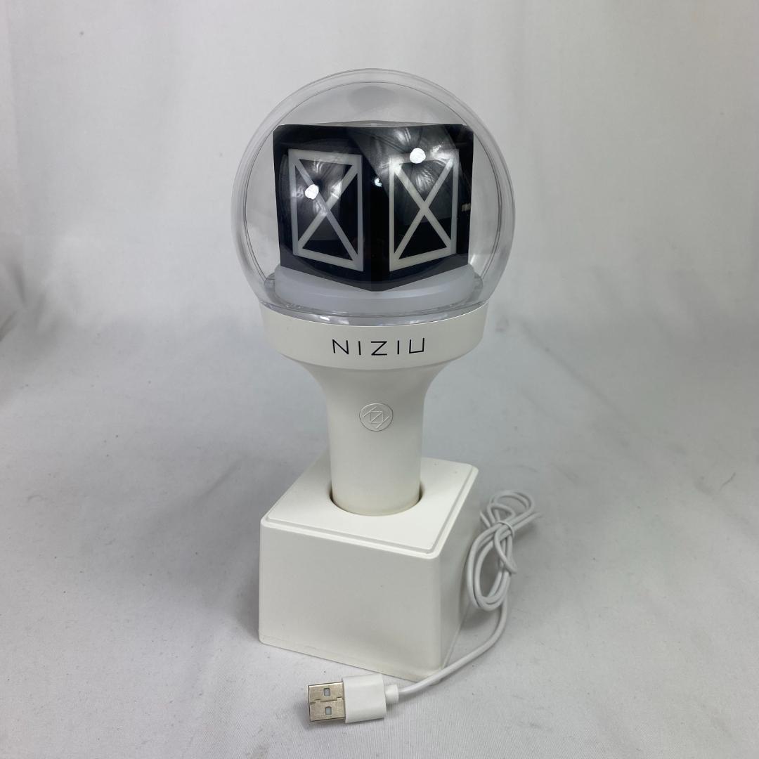 ★NiziU ペンライト OFFICIAL LIGHT STICK