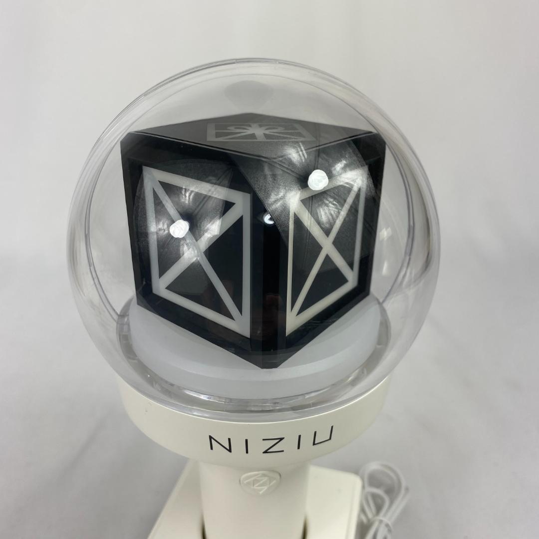 ★NiziU ペンライト OFFICIAL LIGHT STICK