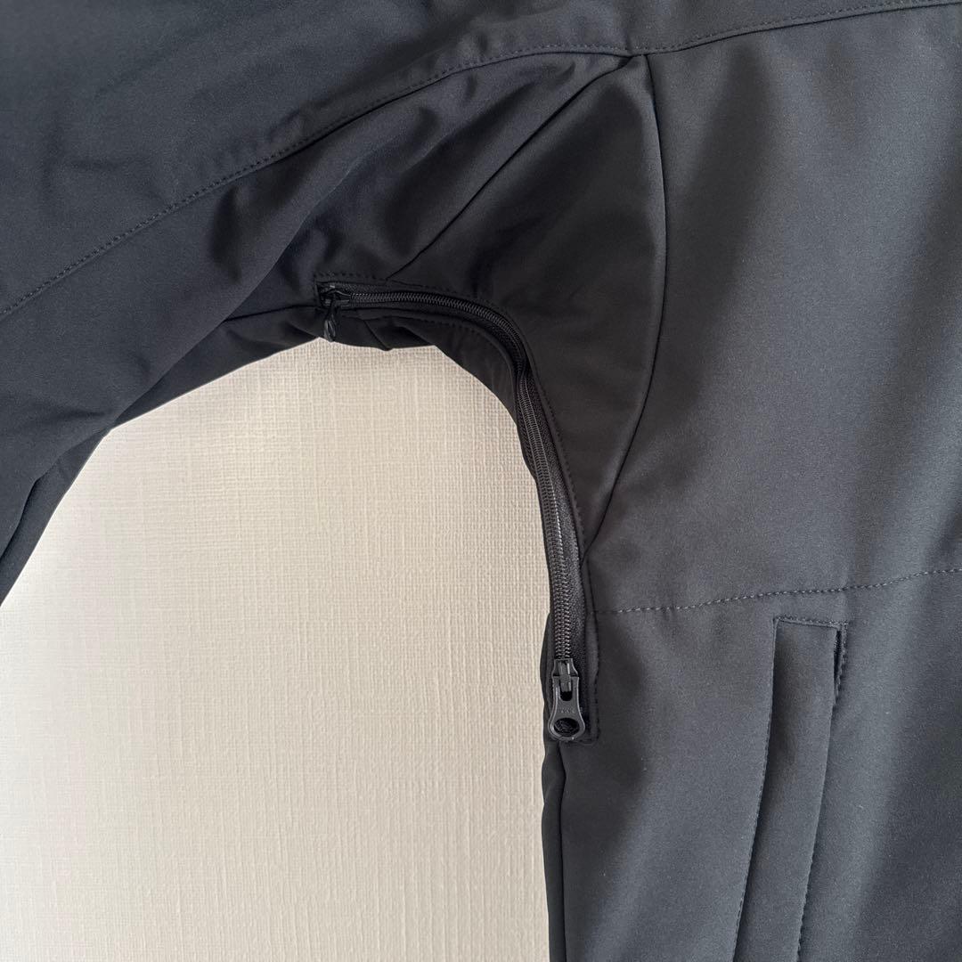 新品タグ付！3LAYER ボンディングパーカー