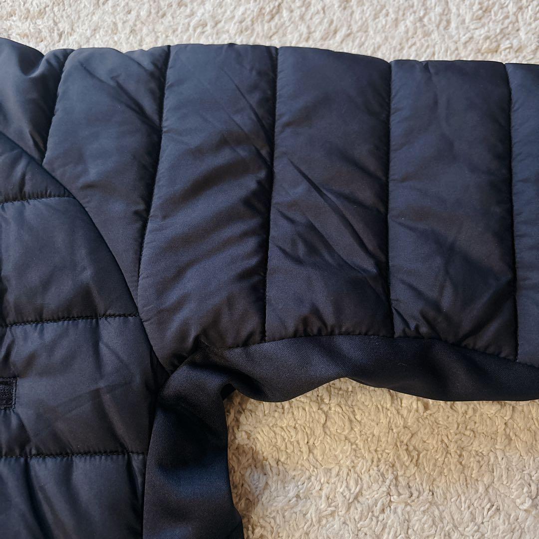 美品 ATHLETA アスレタ ノーカラー中綿ダウンジャケット L ネイビー