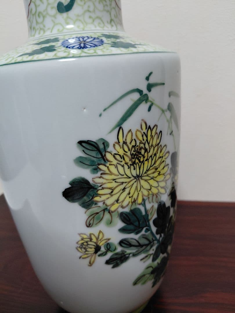 中国製の花瓶　詳細不明