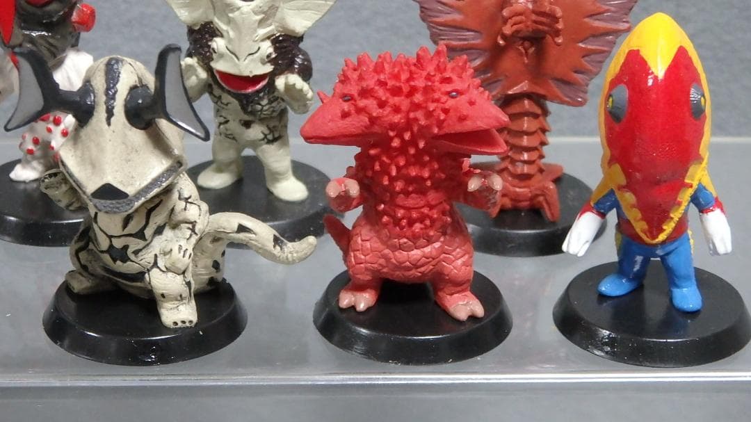ウルトラセブン　帰ってきたウルトラマン　特撮ヒーローズ　怪獣　メトロン星人
