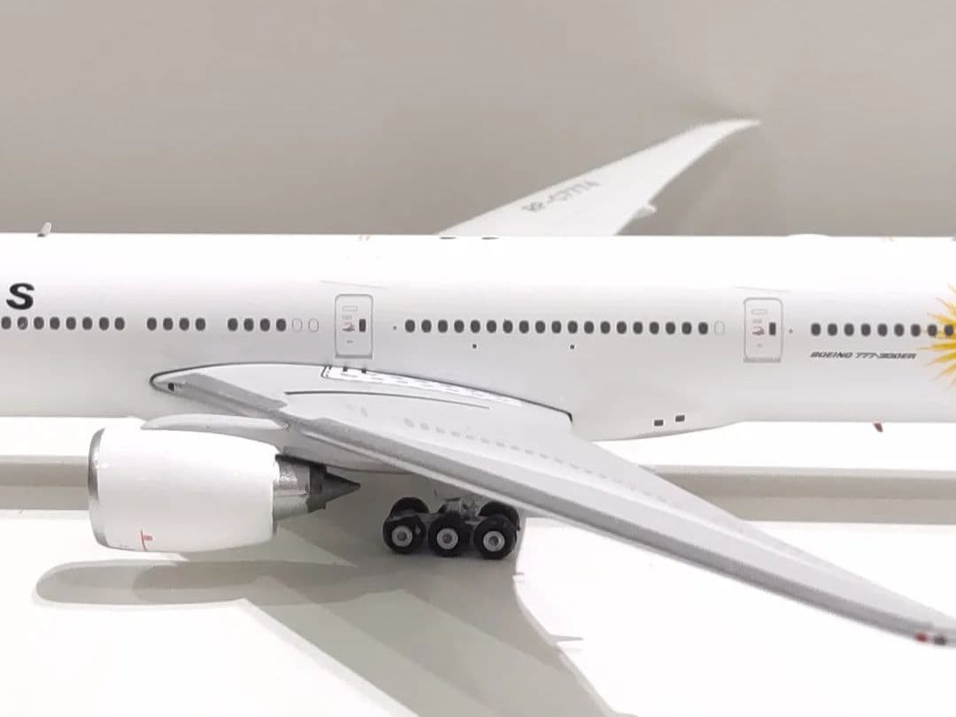 フィリピン航空 ボーイング777 1/400
