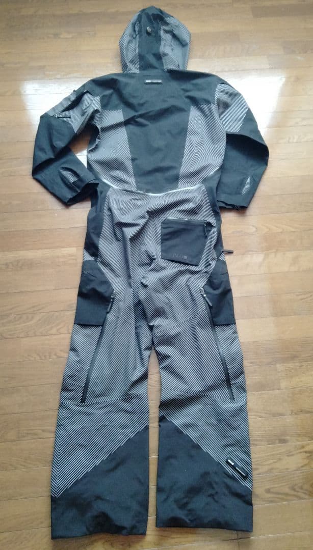 Peakperformance onepiece　値下げ、画像追加