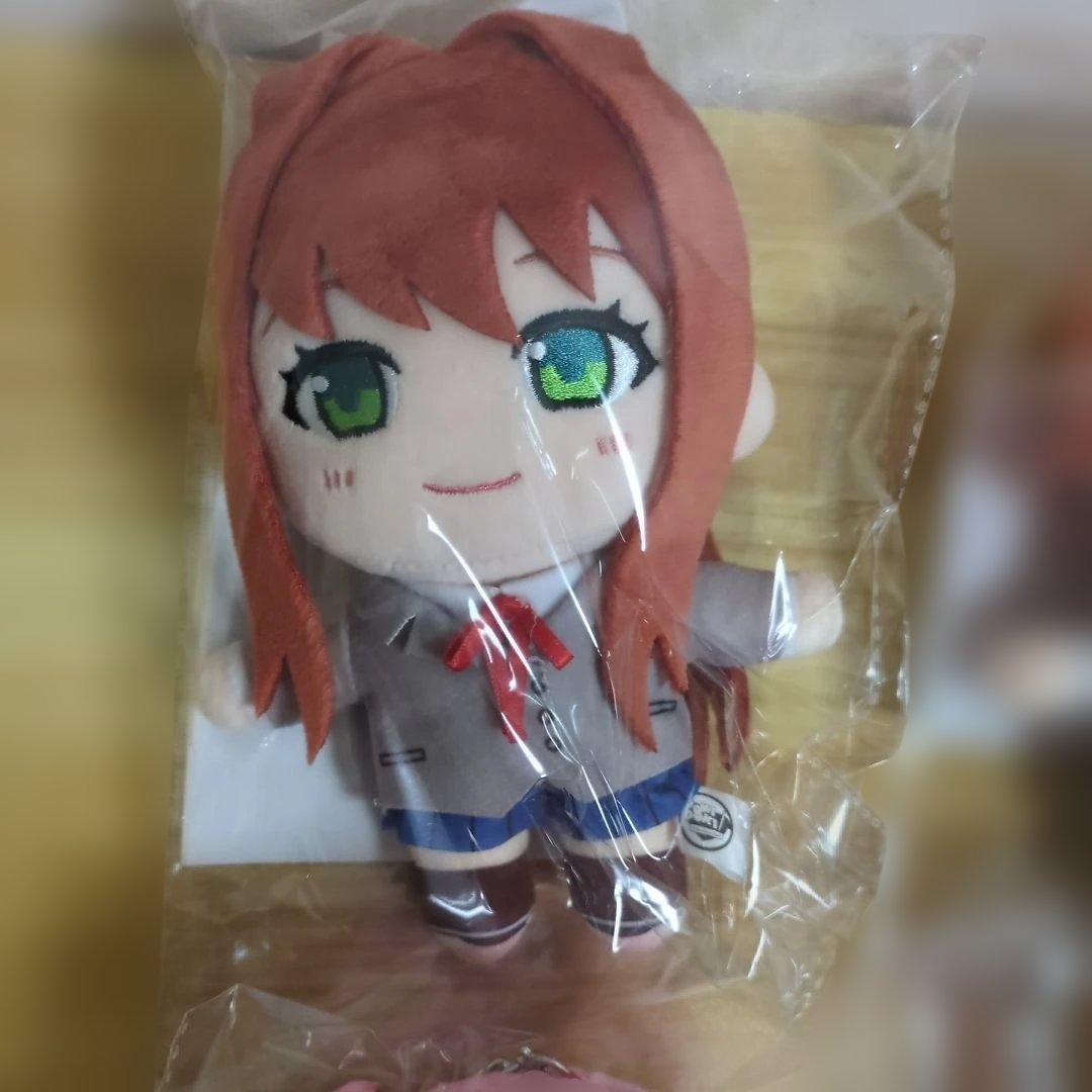 新品未使用ドキドキ文芸部 ナツキ モニカ ユリ サヨリ ぬいぐるみキーチェーン