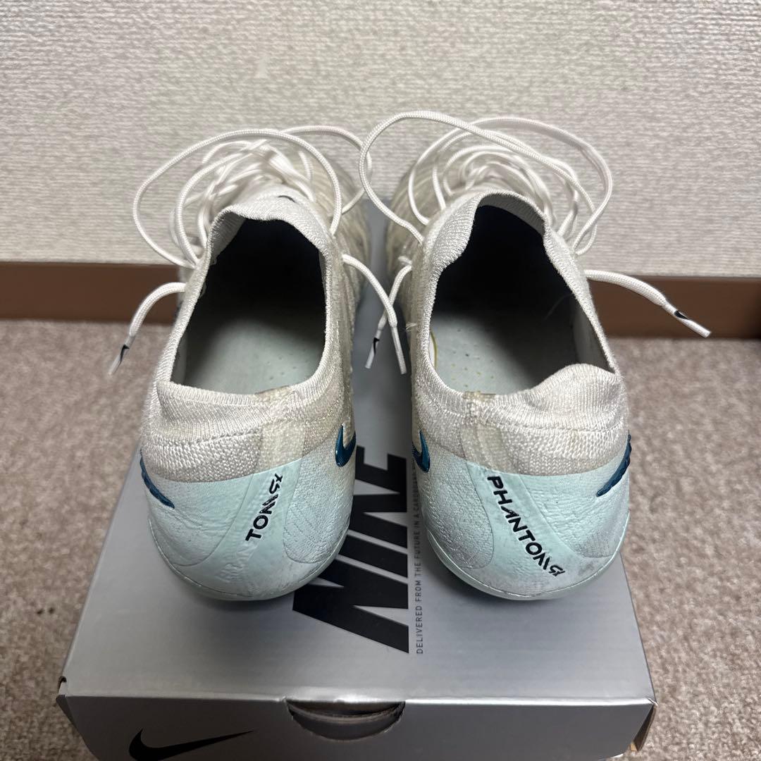 Nike Phantom GT サッカーシューズ ホワイト/グレー
