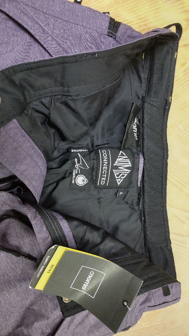 nortis 新品 スノーボードウェア上下