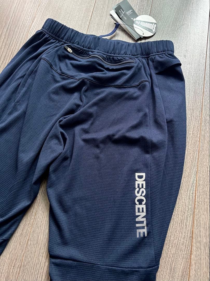 新品 デサントDESCENTE ソニックエアーロングパンツ ランニング Oサイズ