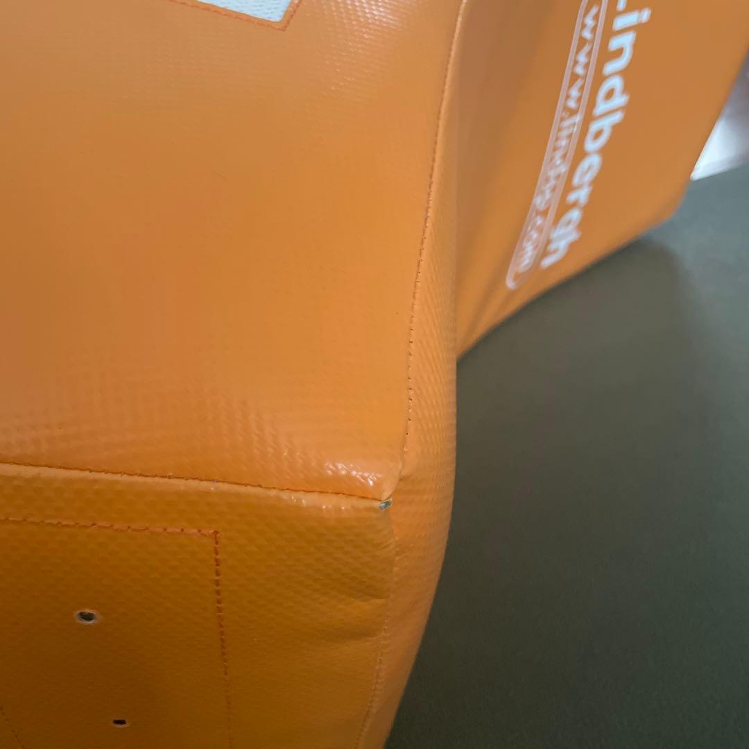 Lindbergh ラグビー用パッド オレンジ