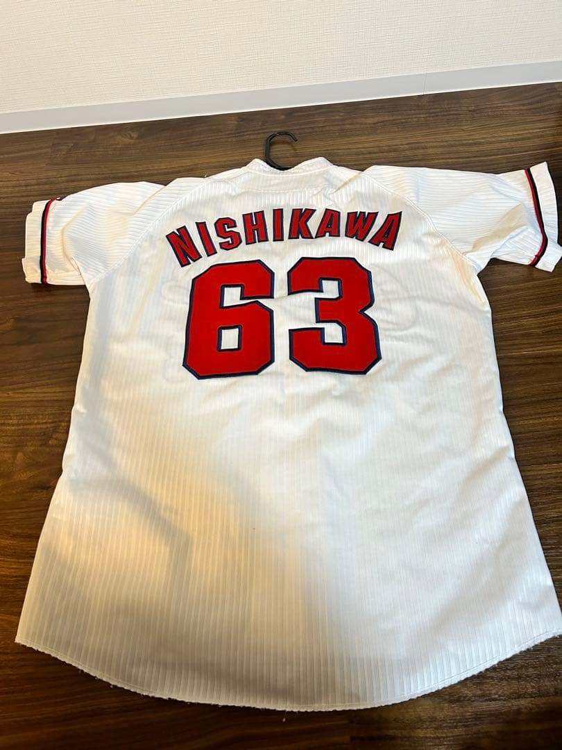 西川龍馬選手 Carp NISHIKAWA 63 サイン入りユニフォーム