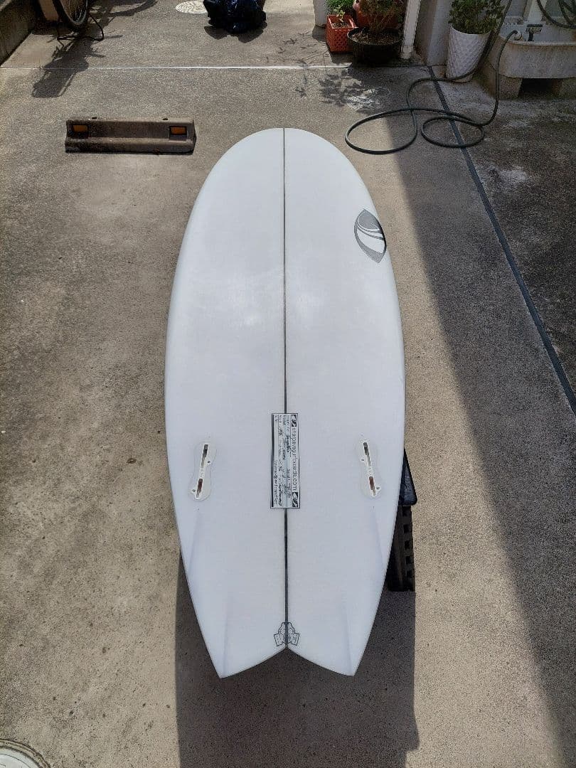 GW 値下 シャープアイサーフボード ストームズ ツインターボ 5.7