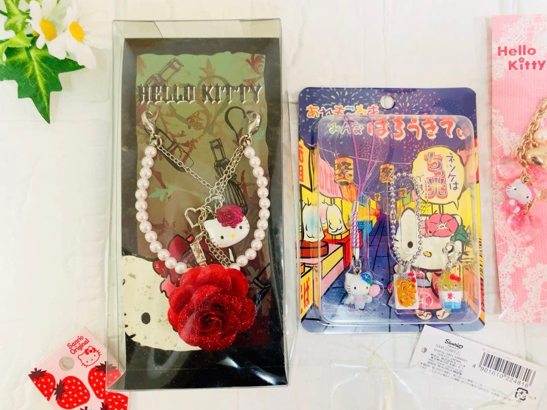 公*o様 【超激レア☆】ご当地キティ　ストラップ　入手困難　まとめ売り