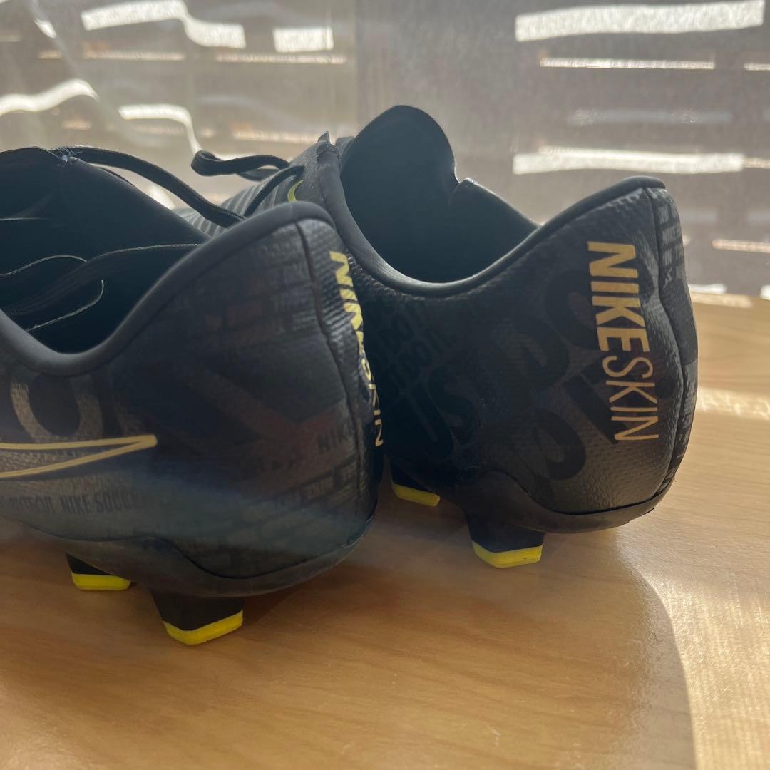 Nike Phantom サッカーシューズ 黒/黄緑