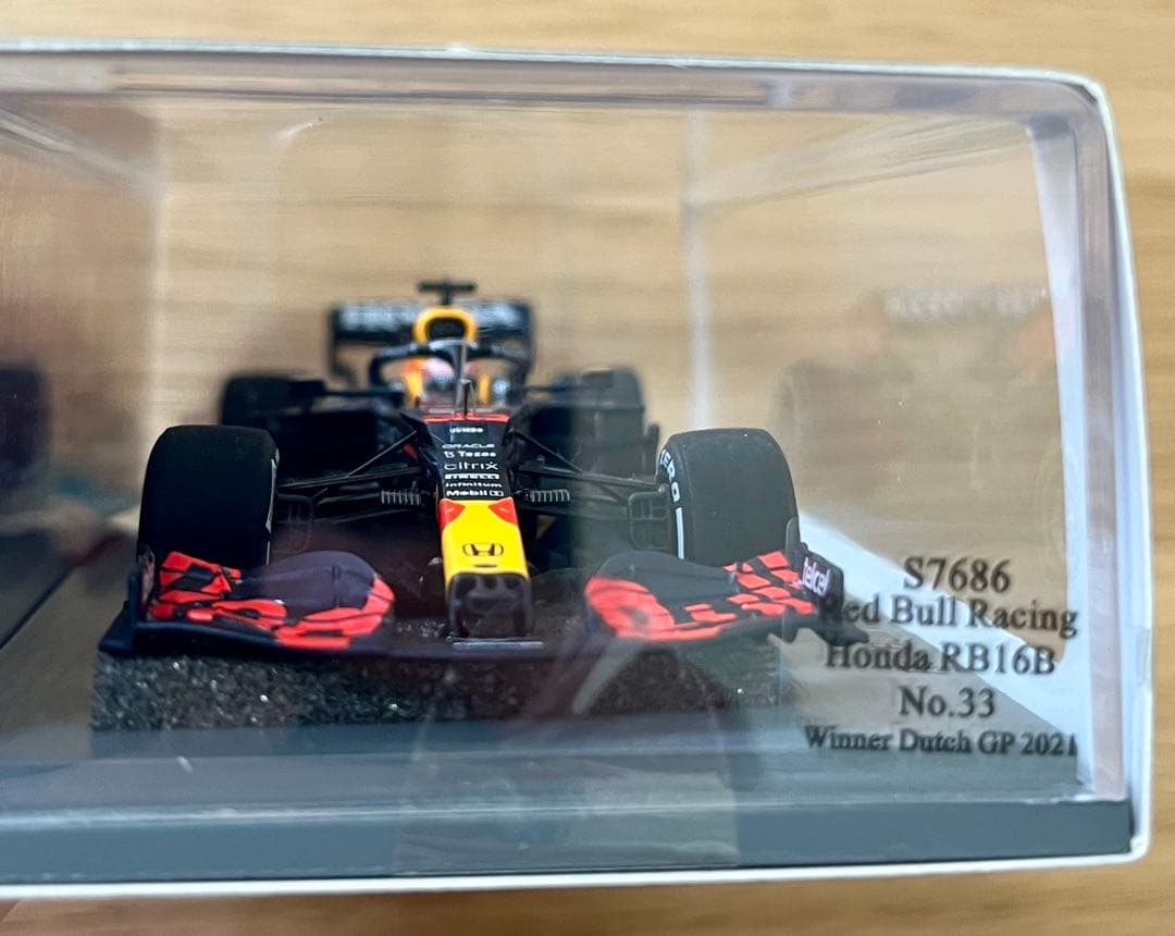 スパーク レッドブルホンダ RB16B M. フェルスタッペン オランダGP優勝