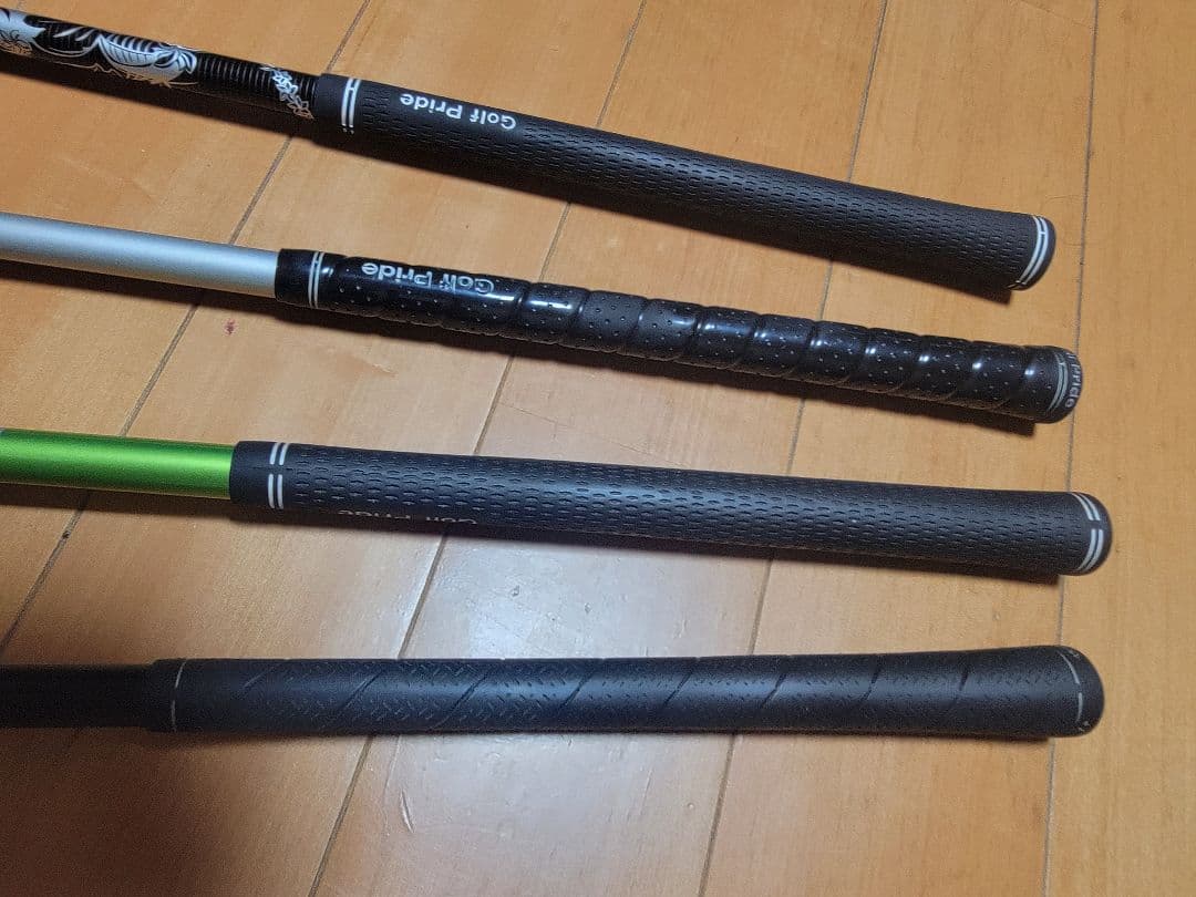 ゴルフ ドライバーセット RBZ 等々です4本