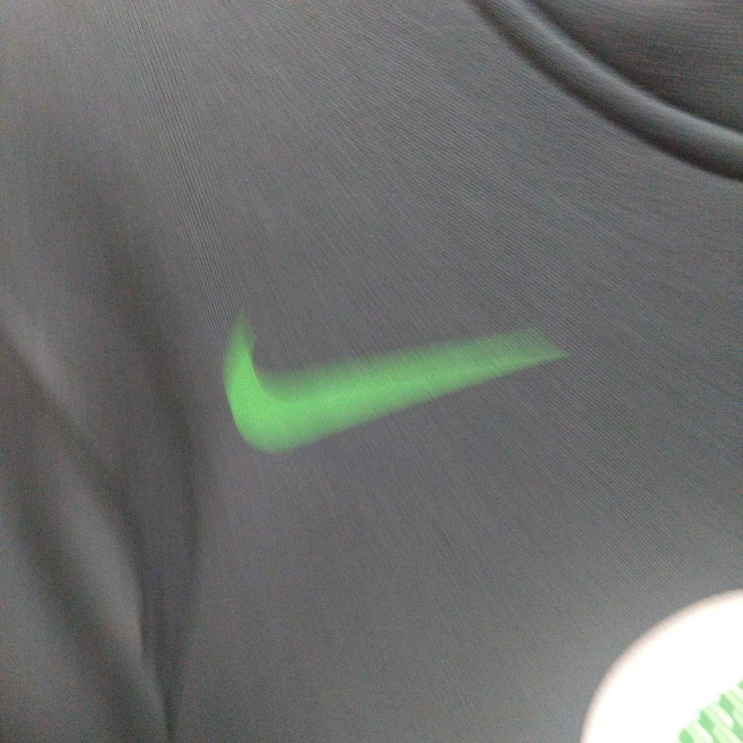 Nike NBAセルティックス フード付きウェア