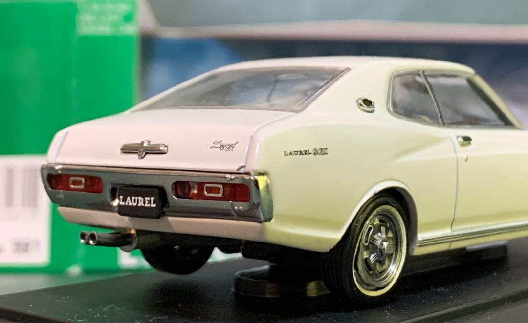 1/43 エブロ EBBRO ニッサン ローレル