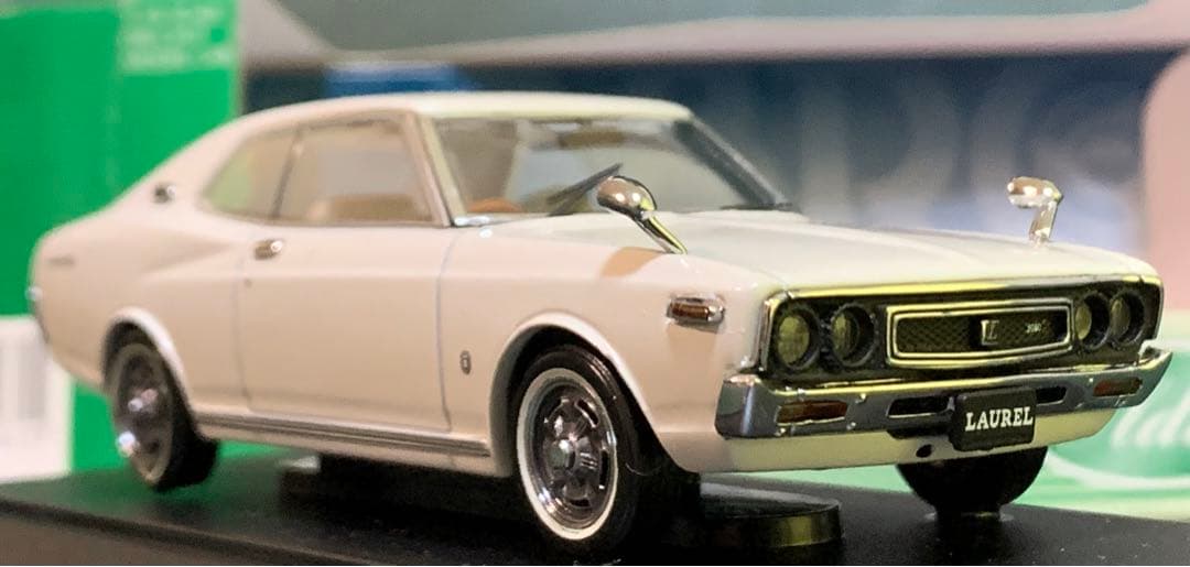 1/43 エブロ EBBRO ニッサン ローレル